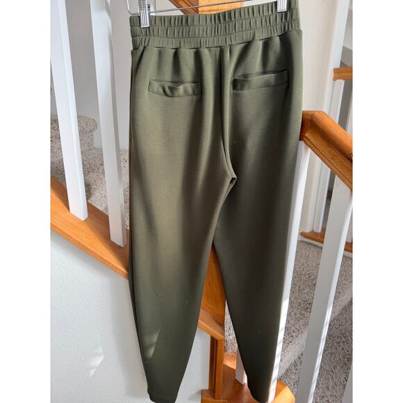 Varley Double Soft - The Slim Pant 27.5" in Olive Green - Picture 3 of 9